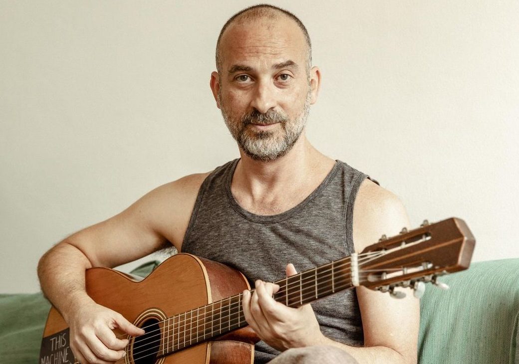 Lucas Santtana